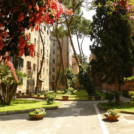 Dimora Del Papa Apartments Roma Eksteriør bilde